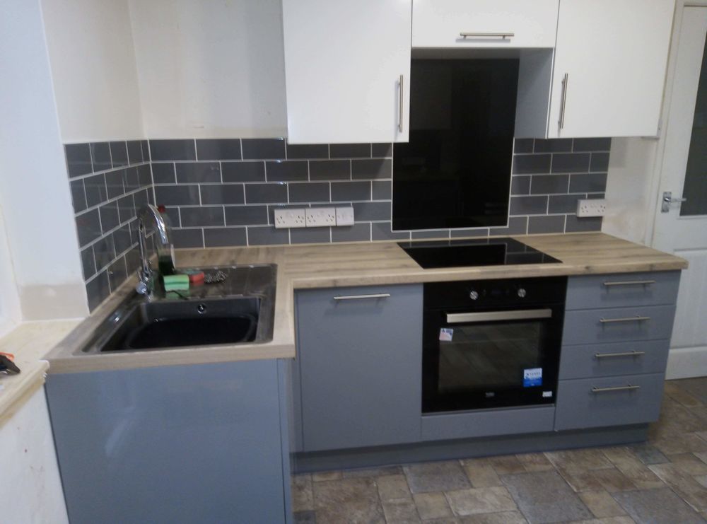 A&A Maintenance. Kitchen Fitting, Painting & Decorating, Conversions - General, Decking, Plumbing, Handyman, Flat Roofing.