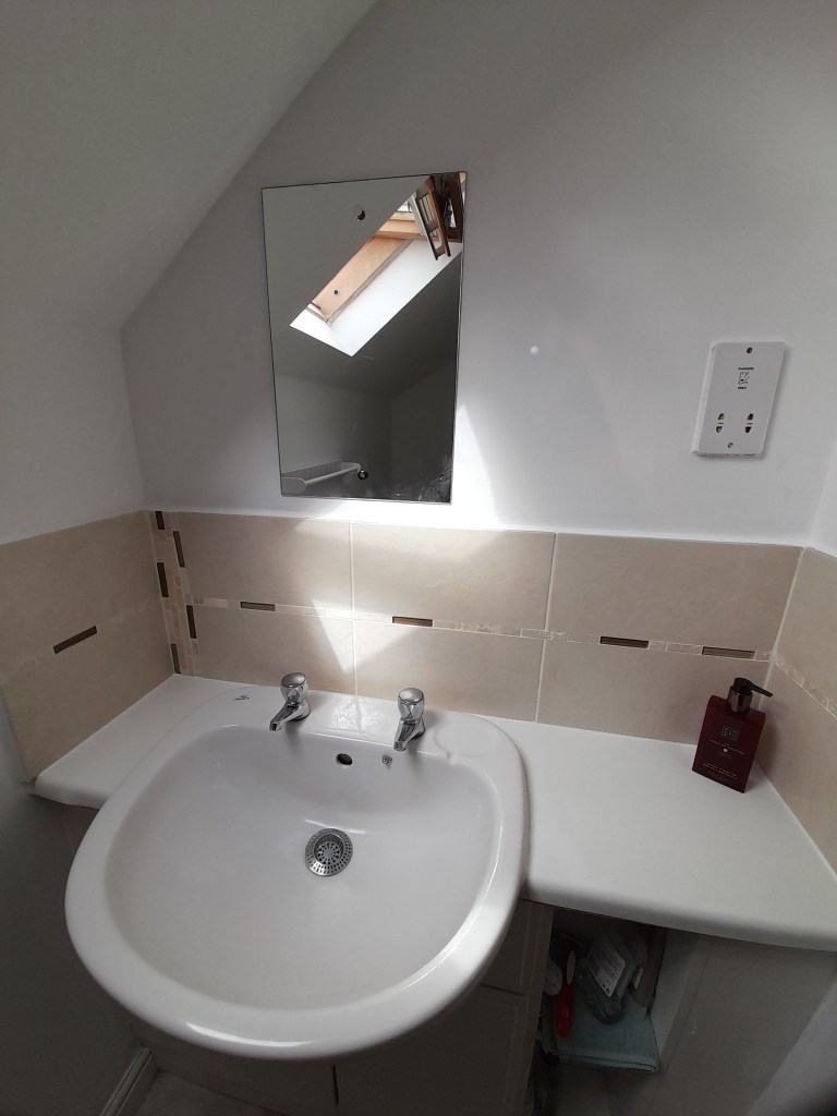 A&A Maintenance. Kitchen Fitting, Painting & Decorating, Conversions - General, Decking, Plumbing, Handyman, Flat Roofing. Clacton on sea